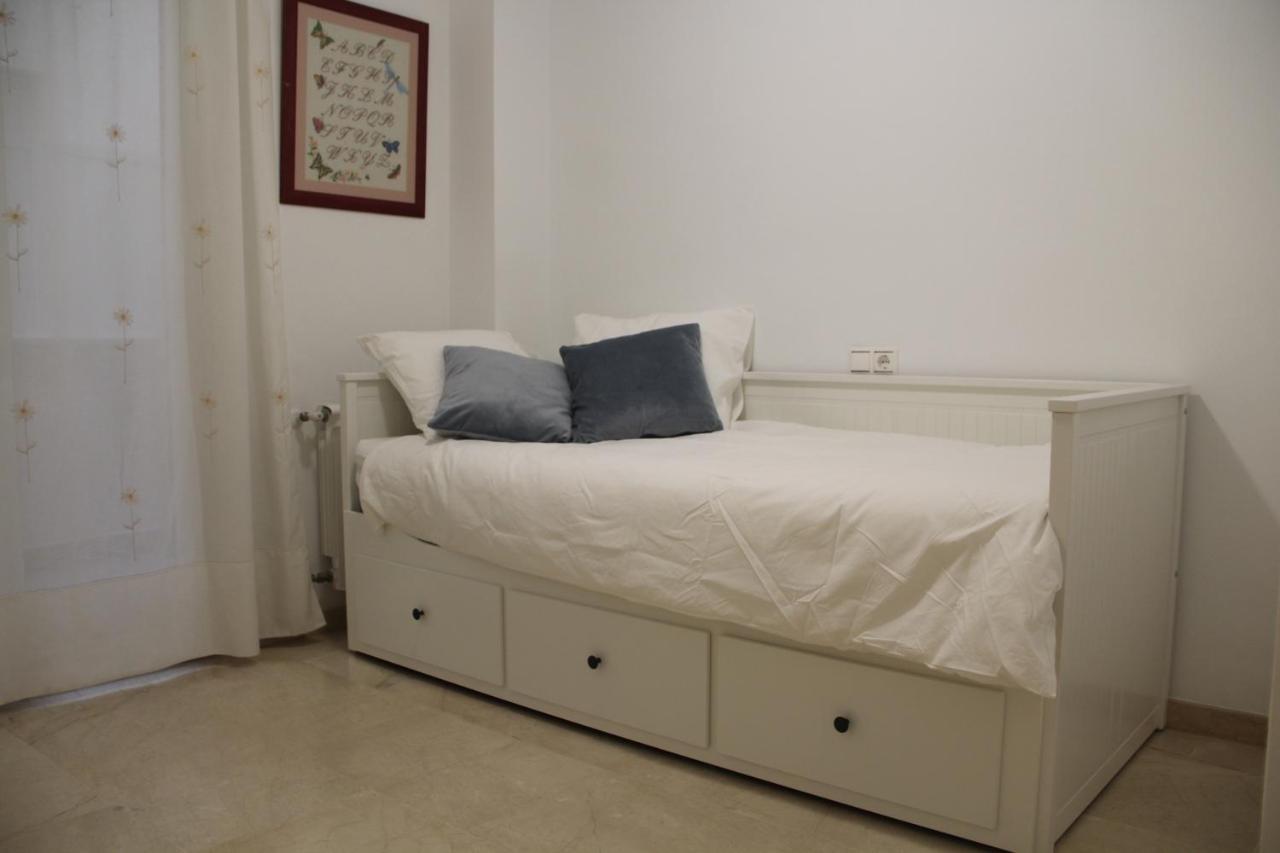 Apartamento Iris Cordova Esterno foto